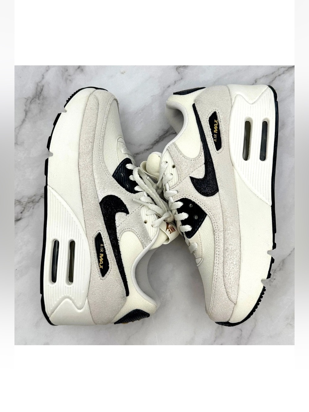 Nike Air Max 90 LV8 Shoes Womens Size 8 White Black Suede Platform HQ3497-100 - Picture 5 of 13